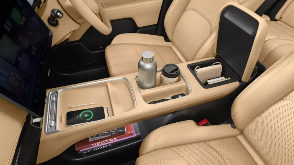 MG y su impresionante SUV eléctrico o PHEV con 7 plazas que venden por 12.565 euros 17 Motor16 2026 MG Hector Tomahawk EV 14 Motor16