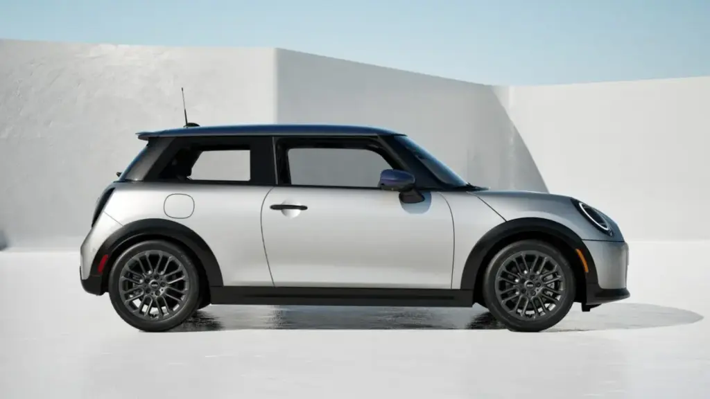 2026 MINI Cooper S Rooftop Edition 10 Motor16