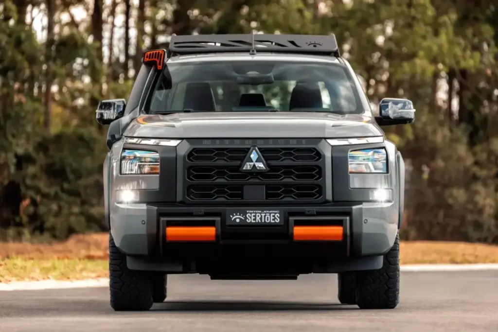 Mitsubishi Triton Savana Sertões: una edición especial que lleva la competición a la calle 4 Motor16 2026 Mitsubishi Triton Savana Sertoes Brasil 18 Motor16