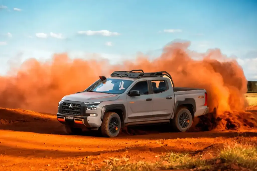 Mitsubishi Triton Savana Sertões: una edición especial que lleva la competición a la calle 13 Motor16 2026 Mitsubishi Triton Savana Sertoes Brasil 3 Motor16