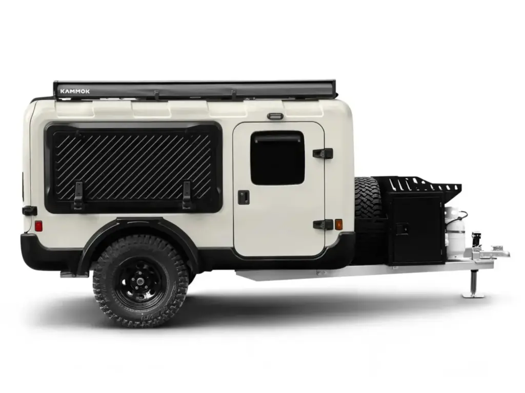 Outranger: La caravana preparada para la aventura y que cuesta menos que el coche que la remolca 13 Motor16 2026 Motsmann Outranger camping trailer caravana 16 Motor16