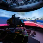 Seis ingenieros, cuatro pilotos, un simulador… Así prepara Nissan la próxima carrera en la Fórmula E a miles de kilómetros
