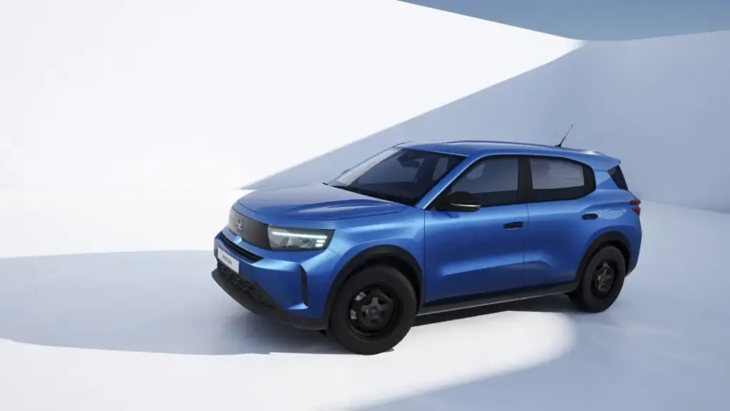 Llantas de acero y plásticos negros para el Opel Frontera Start: El ‘low-cost’ para disparar a Dacia 5 Motor16 2026 Opel Frontera Start 2 Motor16