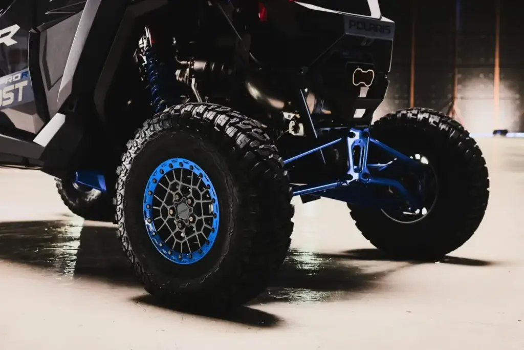 2026 Polaris RZR Pro R Boost. Imagen detalle.