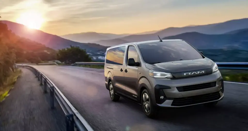 RAM ProMaster City: La mejor manera de exprimir una furgoneta que parece incombustible 8 Motor16 2026 Ram ProMaster City 8 Motor16