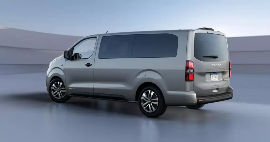 RAM ProMaster City: La mejor manera de exprimir una furgoneta que parece incombustible 10 Motor16 2026 Ram ProMaster City 9 Motor16
