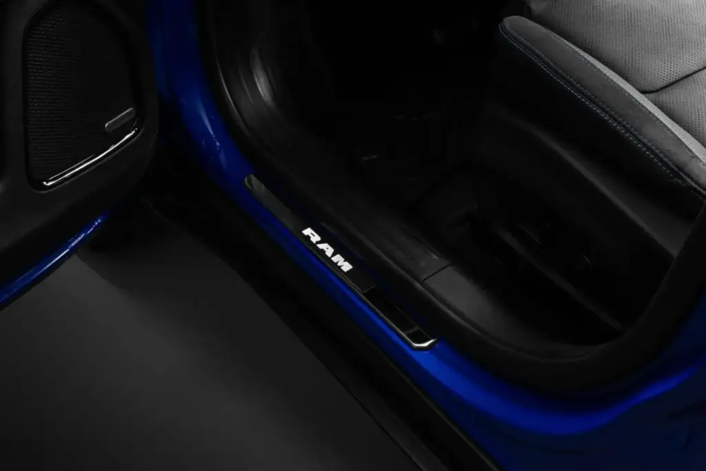 Ignition: La edición especial que lleva al RAM Rampage al nivel de un TRX… en espíritu 17 Motor16 2026 Ram Rampage Rebel Ignition 15 Motor16
