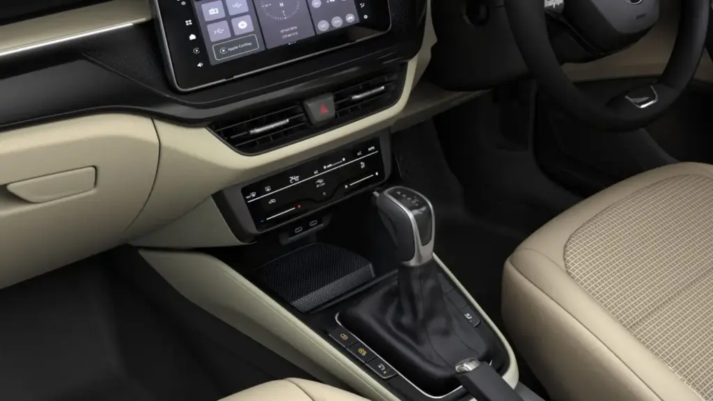 Škoda Slavia: El Octavia en miniatura se actualiza para seguir en forma 23 Motor16 2026 Skoda Slavia India 15 Motor16