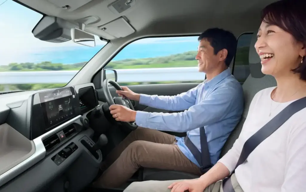 Suzuki e Sky: El kei car eléctrico con cifras para enmarcar que veremos en Europa 2 Motor16 2026 Suzuki e Sky. Imagen interior.