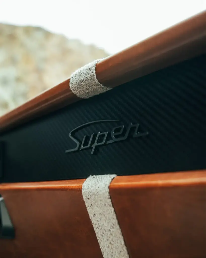 El último Totem GT Super tiene infinidad de detalles para que no te fijes en su 2.8 V6 Biturbo 26 Motor16 2026 Totem GT Super Monterey 20 Motor16
