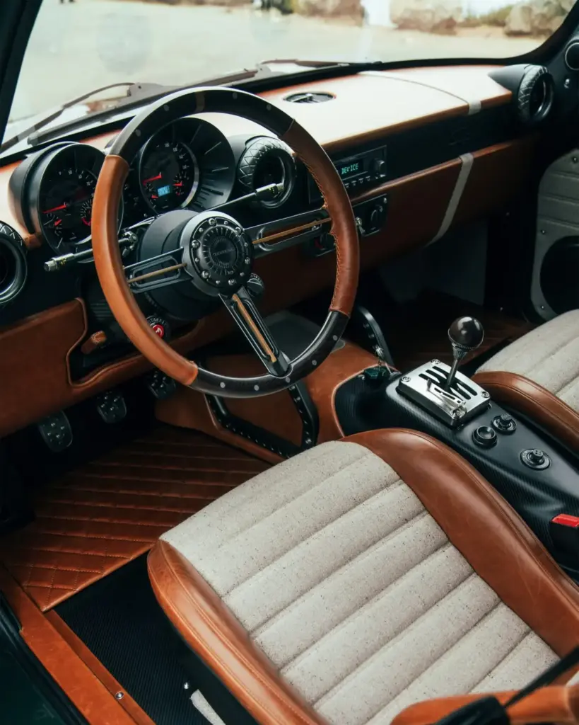 El último Totem GT Super tiene infinidad de detalles para que no te fijes en su 2.8 V6 Biturbo 1 Motor16 2026 Totem GT Super Monterey. Imagen interior.