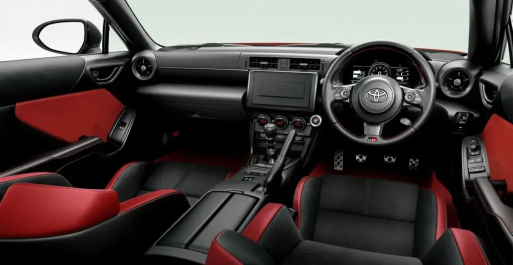 2026 Toyota GR86 Japon 14 Motor16