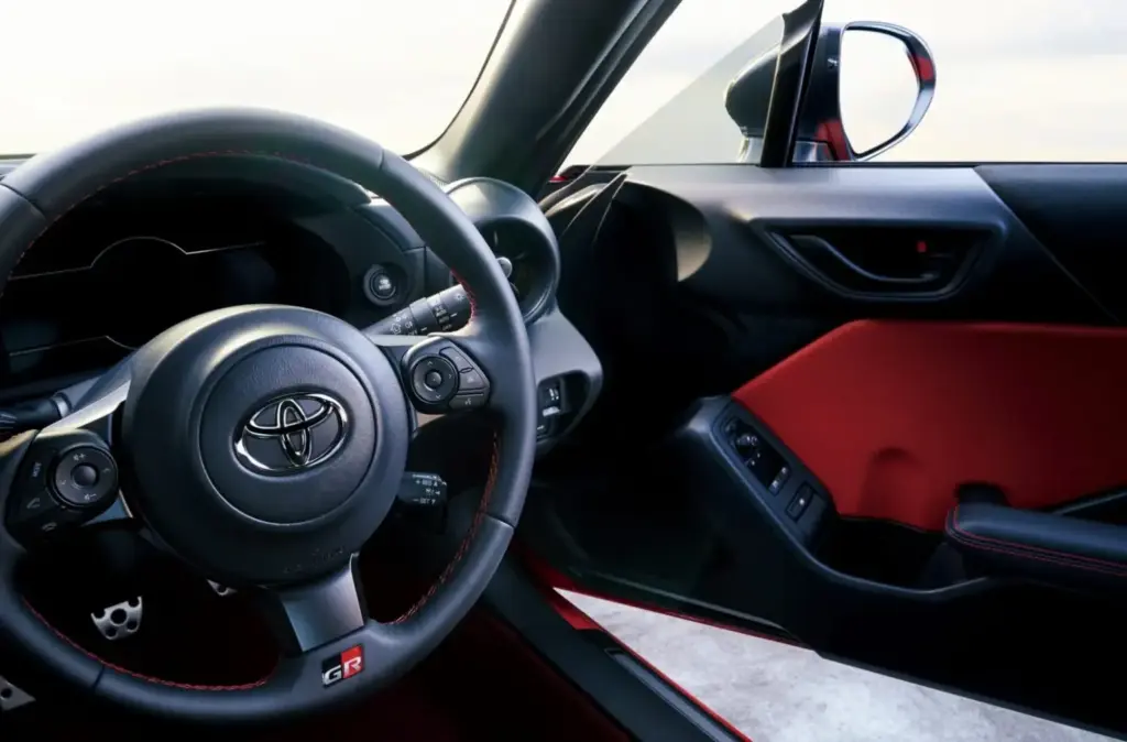 2026 Toyota GR86 Japon 16 Motor16