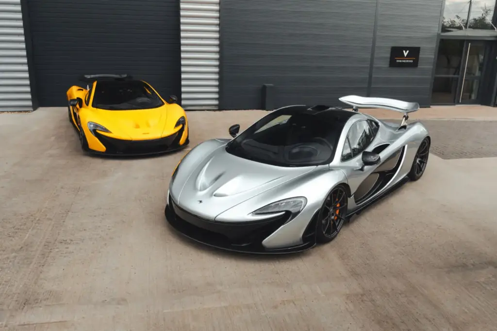 Si piensas mejorar tu McLaren P1, los chicos de V Engineering le ponen las pilas 5 Motor16 2026 V Engineering McLaren P1 Bateria 2 Motor16