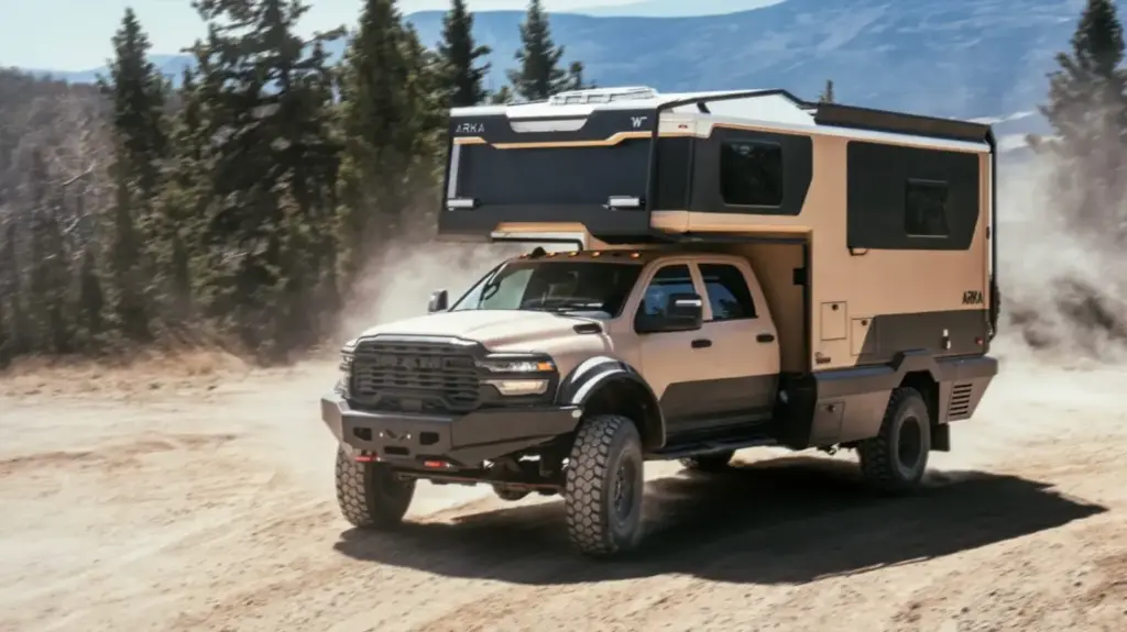 Winnebago elige un RAM 5500 para la autocaravana que te lleva a los confines de la tierra 2 Motor16 2026 Winnebago Arka. RAM 5500. Imagen movimiento.