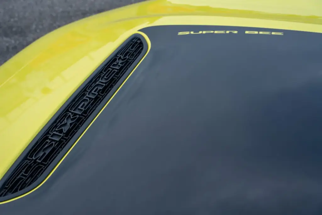 2026 dodge charger super bee 18 Motor16