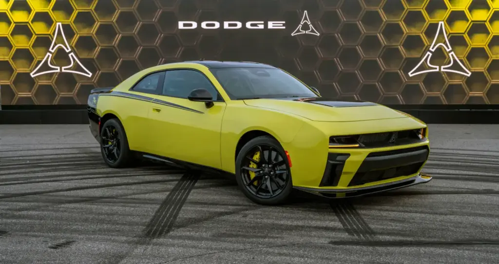 2026 dodge charger super bee 21 Motor16