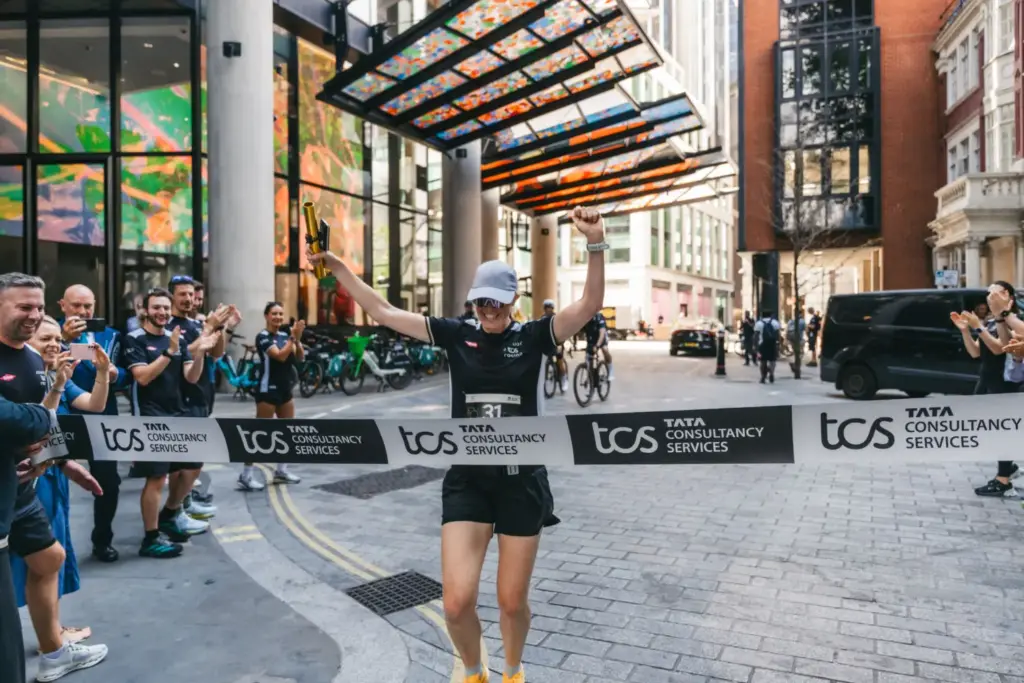 El equipo Jaguar TCS Racing entra en el Guinness por partida doble 12 Motor16 2026 jaguar tcs racing records londres 10 Motor16