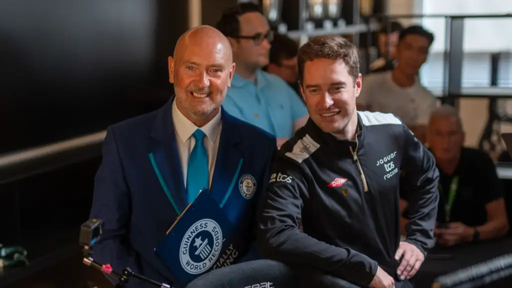 El equipo Jaguar TCS Racing entra en el Guinness por partida doble 8 Motor16 2026 jaguar tcs racing records londres 9 Motor16