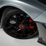 Bridgestone Potenza Race R: el nuevo arma para domar el circuito junto al Lamborghini Revuelto SV