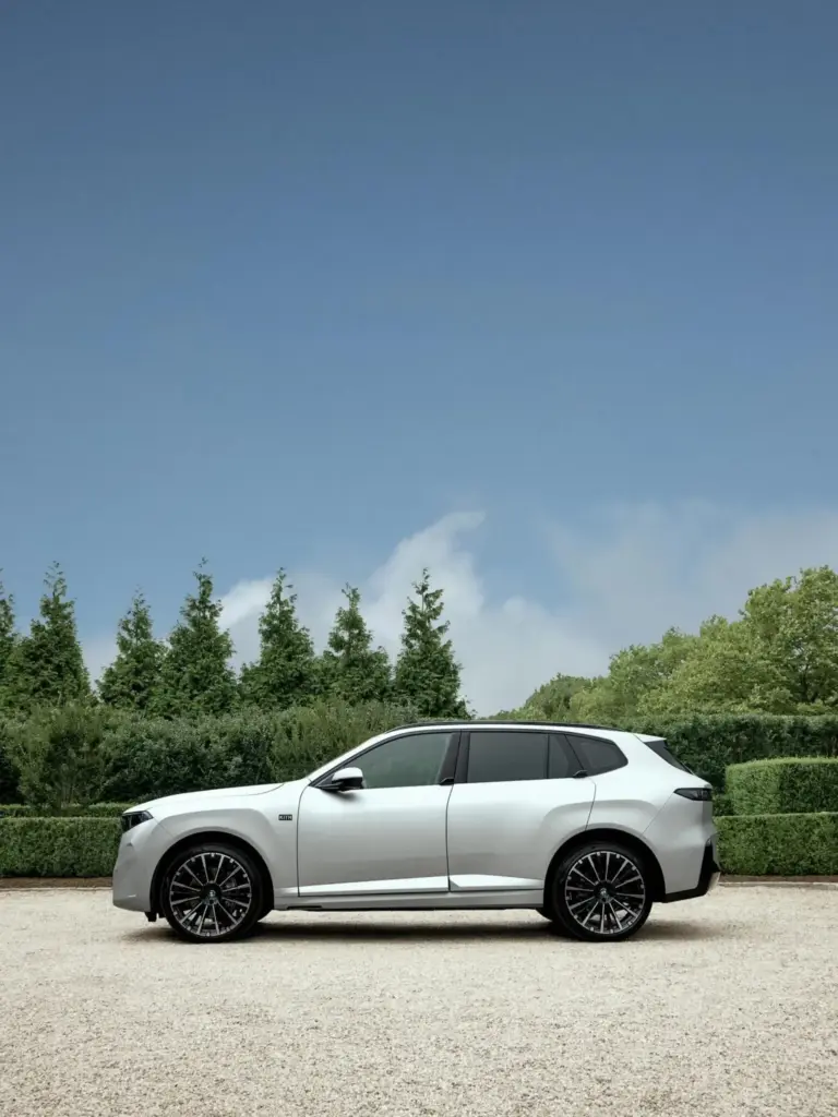 El BMW X5 M que debió haber nacido hace 25 años es una realidad gracias a Kith 18 Motor16 2027 BMW X5 Kith 10 Motor16