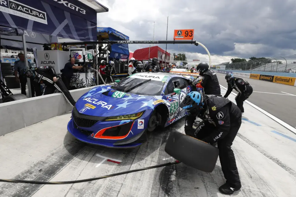 Honda convierte sus coches de carreras históricos en piezas vivas con el nuevo HRC Heritage Racing Program 10 Motor16 Acura NSX GT3 Chassis No. 5 Motor16