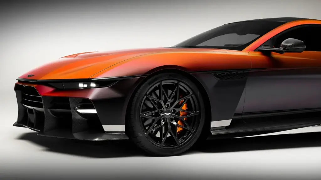 Aston Martin Valen 16 Motor16