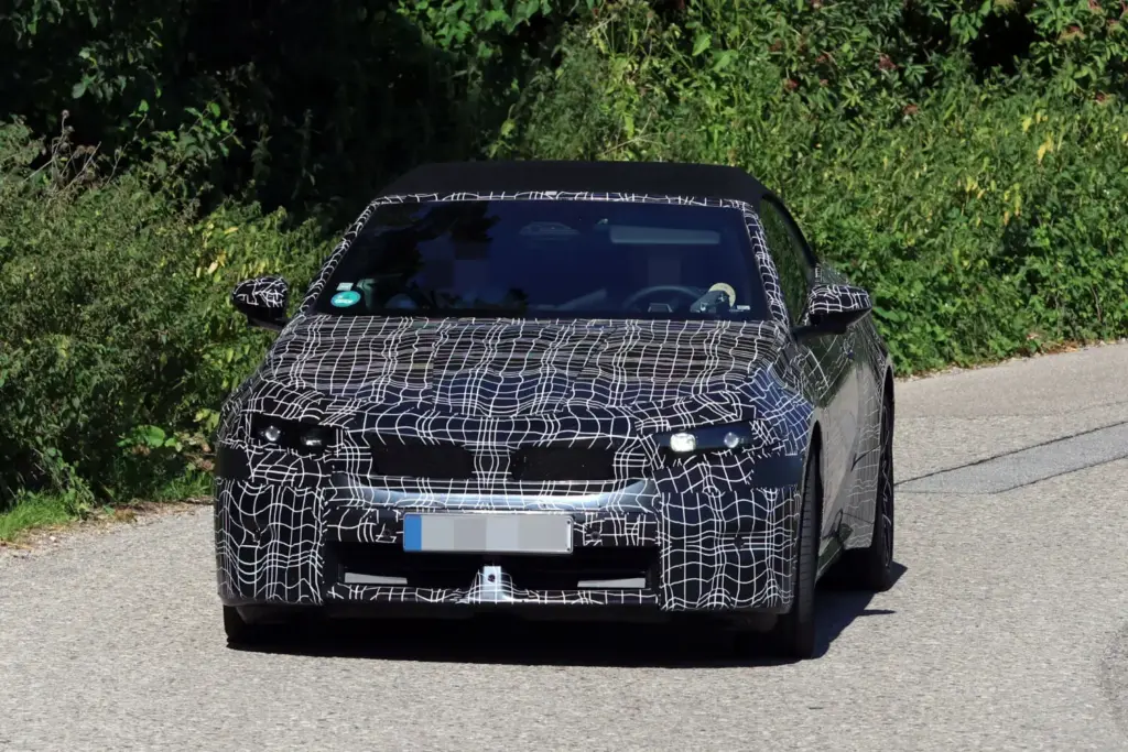 Fotos espía: BMW prepara un i4 Cabrio eléctrico para 2028, el descapotable que podría cambiar el segmento 5 Motor16 BMW I4 Cabrio 3 Motor16