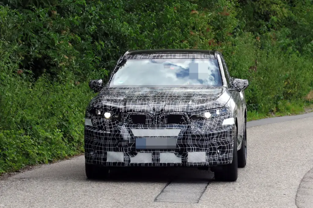 BMW X5 M electrico 2027 espia 1 Motor16