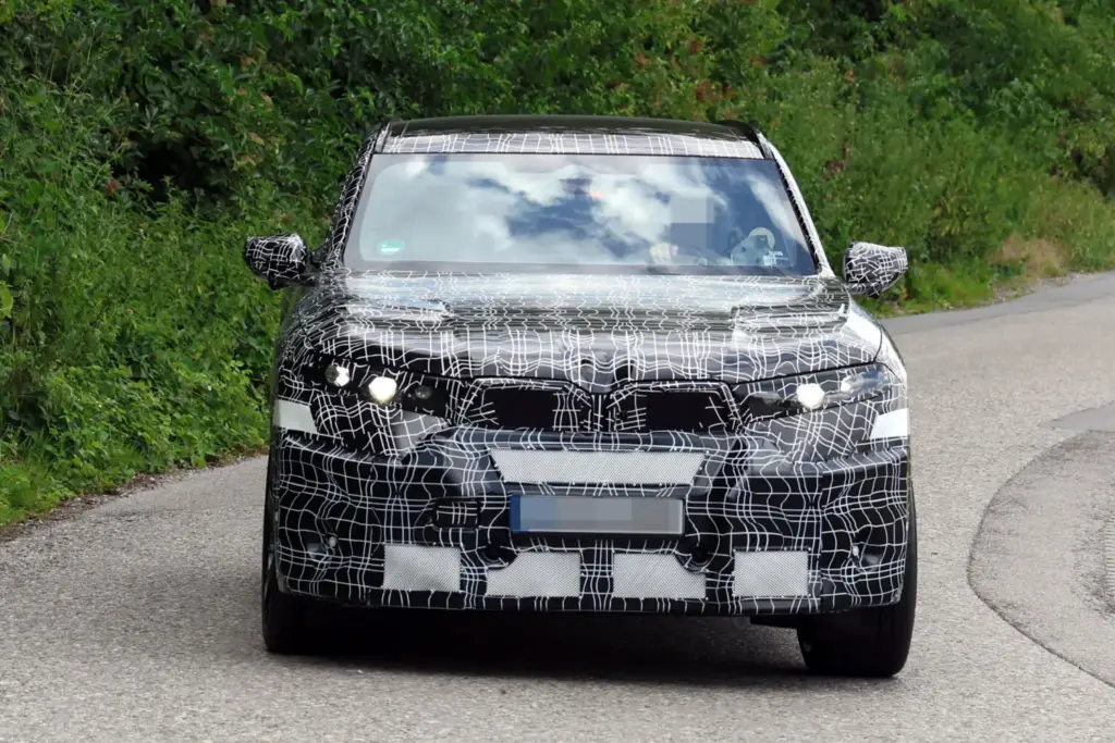 BMW X5 M electrico 2027 espia 2 Motor16