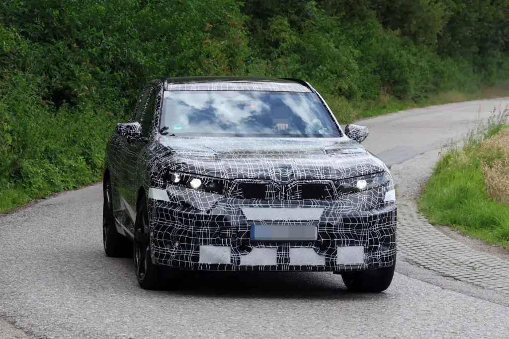 BMW X5 M electrico 2027 espia 5 Motor16