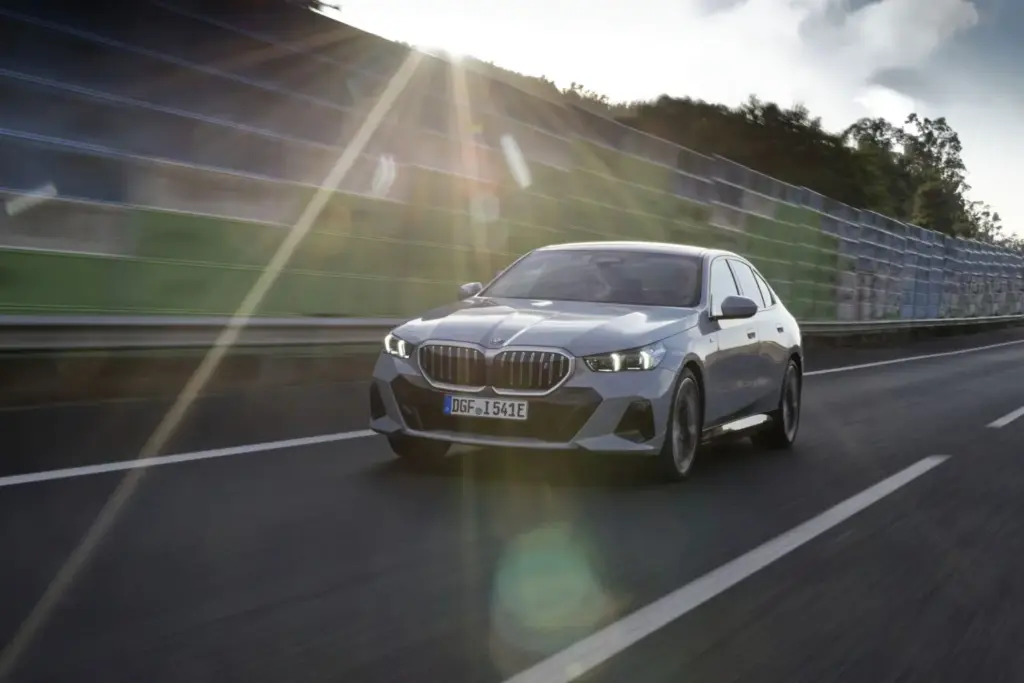 Prueba del BMW i5 eDrive40 Berlina: la otra cara eléctrica del Serie 5 13 Motor16 BMW i5 eDrive40 Berlina prueba 10 Motor16