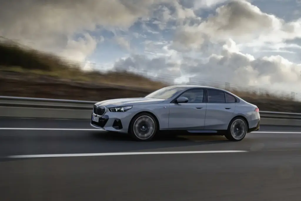 Prueba del BMW i5 eDrive40 Berlina: la otra cara eléctrica del Serie 5 14 Motor16 BMW i5 eDrive40 Berlina prueba 11 Motor16