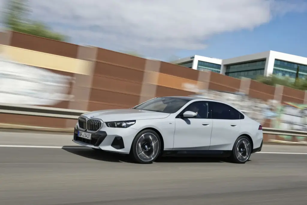 Prueba del BMW i5 eDrive40 Berlina: la otra cara eléctrica del Serie 5 19 Motor16 BMW i5 eDrive40 Berlina prueba 16 Motor16