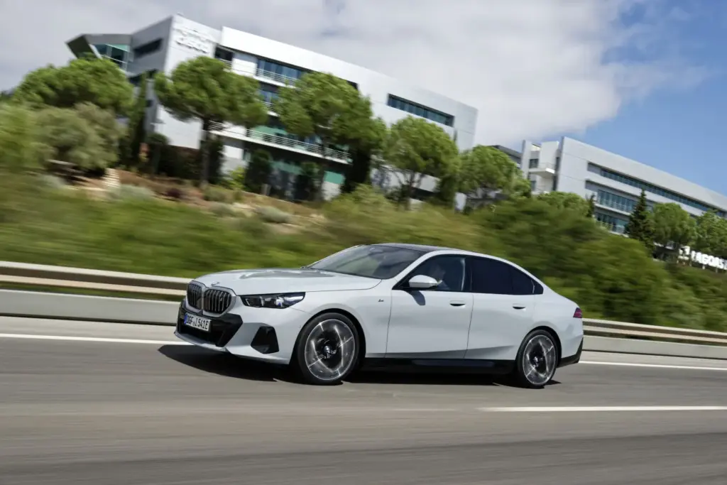 Prueba del BMW i5 eDrive40 Berlina: la otra cara eléctrica del Serie 5 21 Motor16 BMW i5 eDrive40 Berlina prueba 18 Motor16