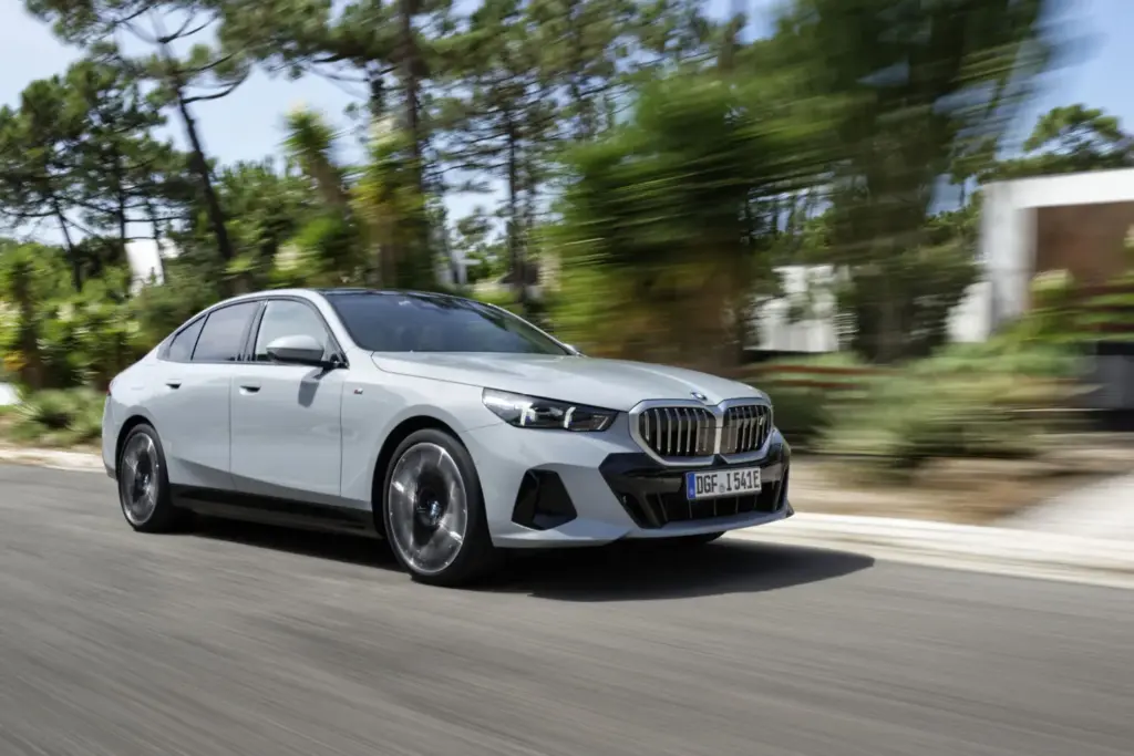 Prueba del BMW i5 eDrive40 Berlina: la otra cara eléctrica del Serie 5 24 Motor16 BMW i5 eDrive40 Berlina prueba 21 Motor16