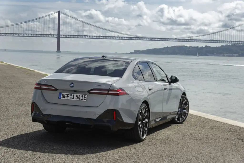 Prueba del BMW i5 eDrive40 Berlina: la otra cara eléctrica del Serie 5 32 Motor16 BMW i5 eDrive40 Berlina prueba 29 Motor16