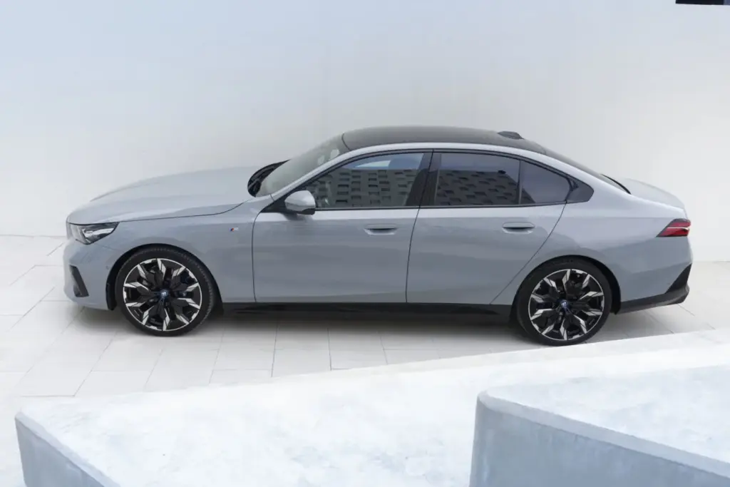 Prueba del BMW i5 eDrive40 Berlina: la otra cara eléctrica del Serie 5 34 Motor16 BMW i5 eDrive40 Berlina prueba 31 Motor16