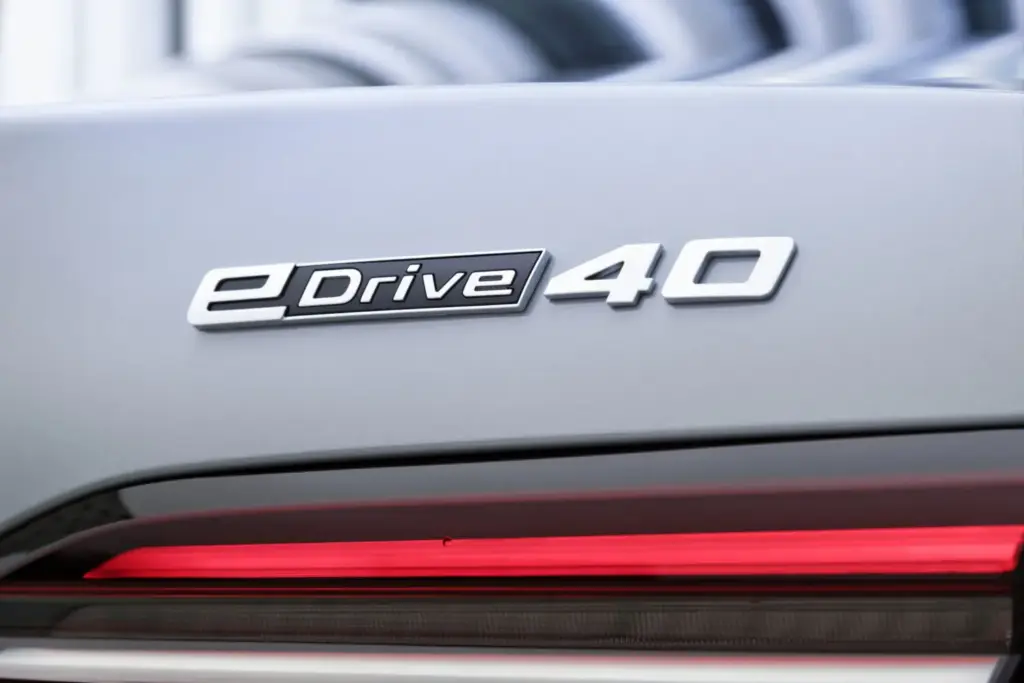 Prueba del BMW i5 eDrive40 Berlina: la otra cara eléctrica del Serie 5 44 Motor16 BMW i5 eDrive40 Berlina prueba 41 Motor16