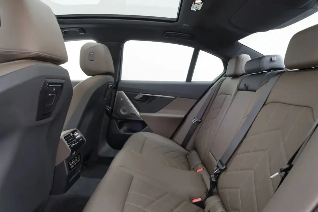 Prueba del BMW i5 eDrive40 Berlina: la otra cara eléctrica del Serie 5 51 Motor16 BMW i5 eDrive40 Berlina prueba 48 Motor16