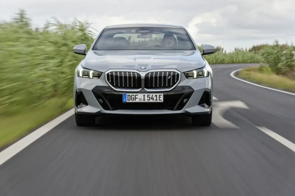 Prueba del BMW i5 eDrive40 Berlina: la otra cara eléctrica del Serie 5 9 Motor16 BMW i5 eDrive40 Berlina prueba 6 Motor16