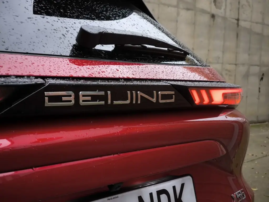 Prueba del Baic X55: SUV familiar bien equipado, con etiqueta C