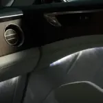 El Bentley Torcal nos muestra en vídeo sus refinados materiales