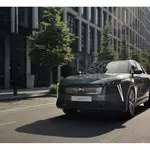 DS Automobiles estrena campaña con música de Björk para la llegada a la calle del N°7, su nuevo SUV premium