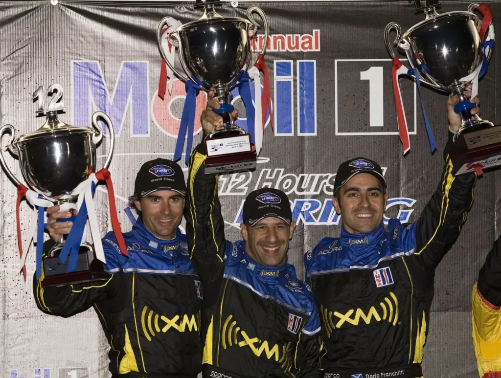 Honda convierte sus coches de carreras históricos en piezas vivas con el nuevo HRC Heritage Racing Program 17 Motor16 Dario Franchitti Bryan Herta and Tony Kanaan win Sebring Motor16
