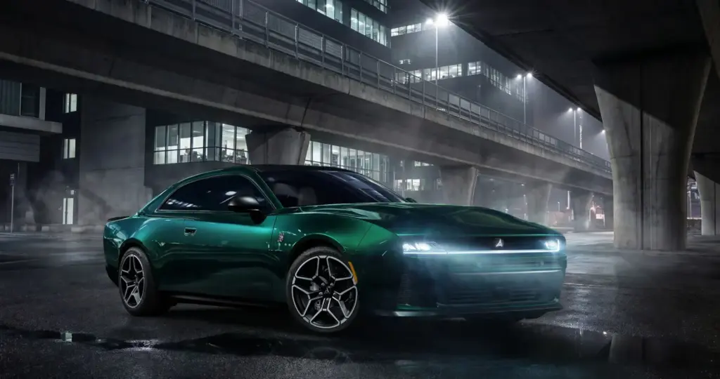 Dodge Turns Up Customization and Color at Roadkill Nights With Durango RT 392 Smokescreen Concept 9 Motor16