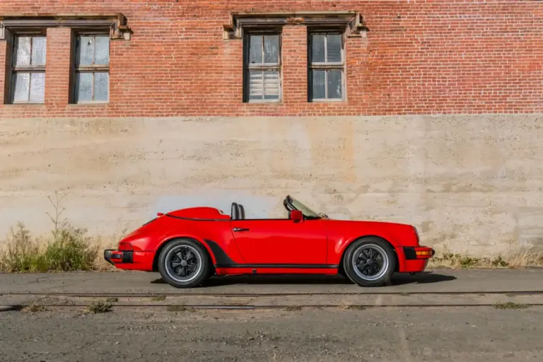 El Porsche 911 Speedster de 1989 con 36 años y un solo dueño sale a subasta en Bring a Trailer