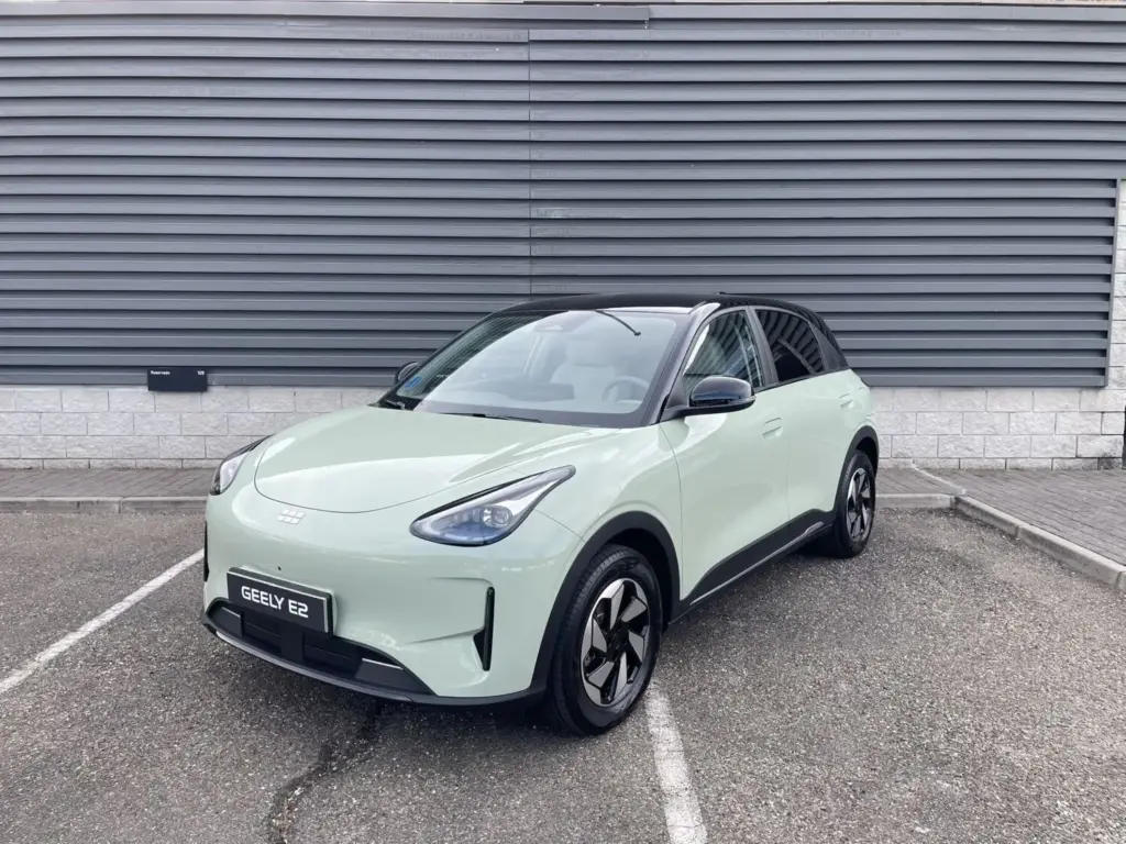 Primer contacto con el Geely E2: el coche más vendido de China a la conquista de Europa 42 Motor16 GEELY E2 45 Motor16