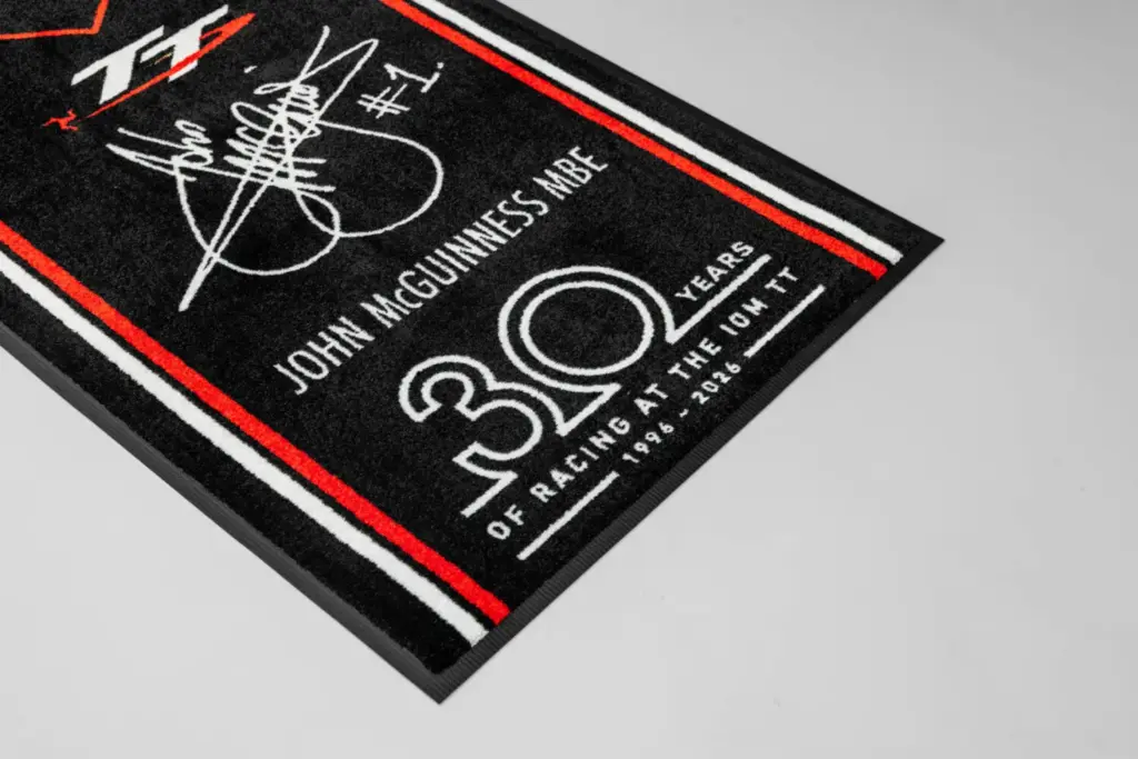 Honda CBR1000RR R Fireblade SP John McGuinness 30th Anniversary 9 Motor16