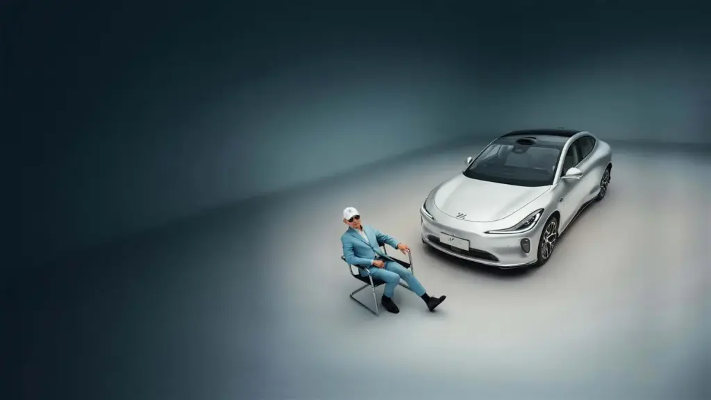 IM L6 × Prof. Jimmy Choo Bespoke Limited Edition21 Motor16